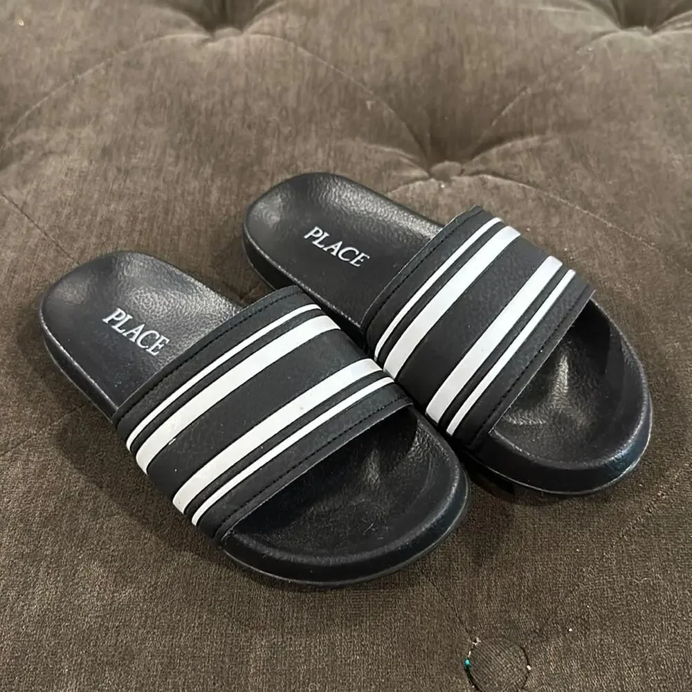 The Children’s place black slides size 12 NWOT